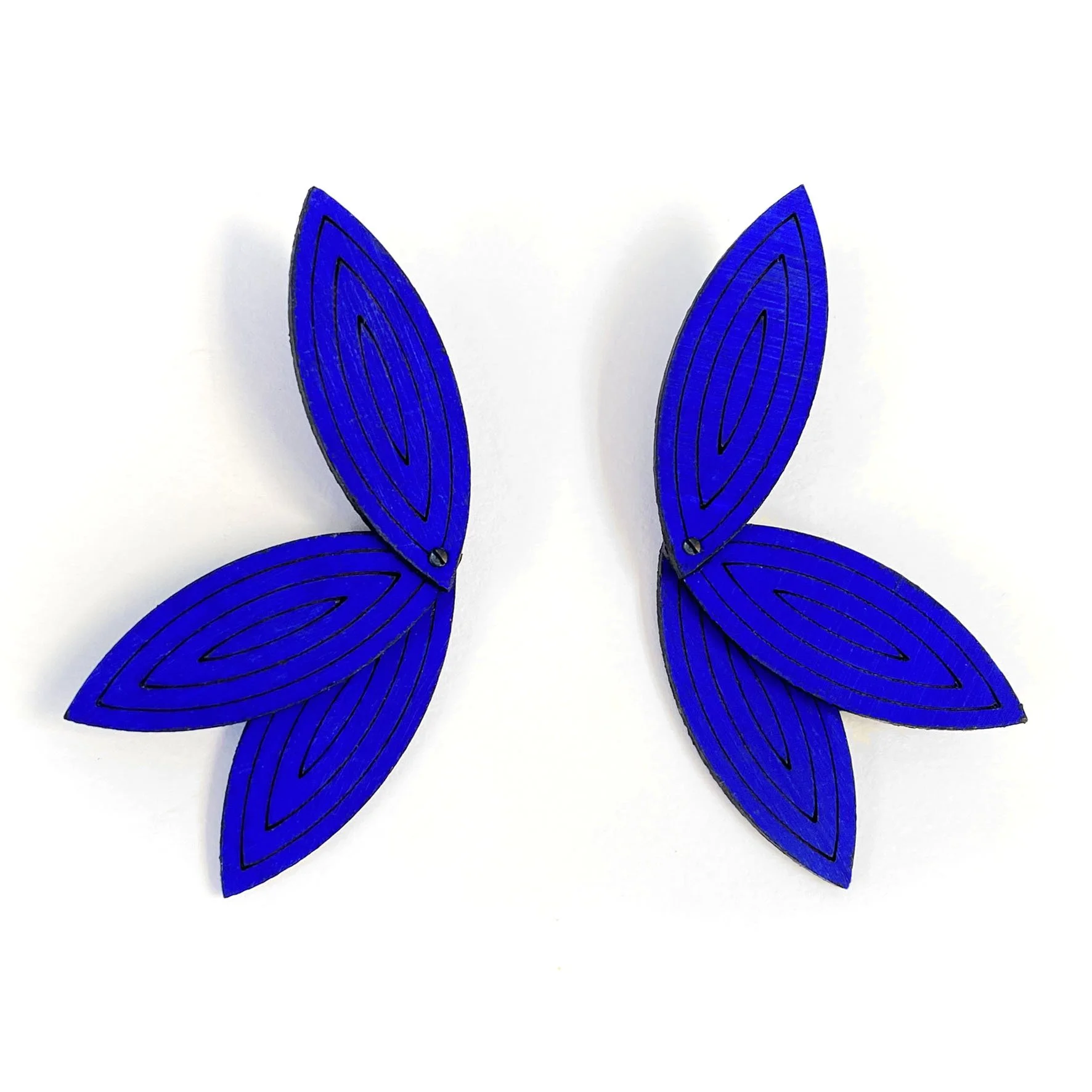 Art Deco Petals in Blue