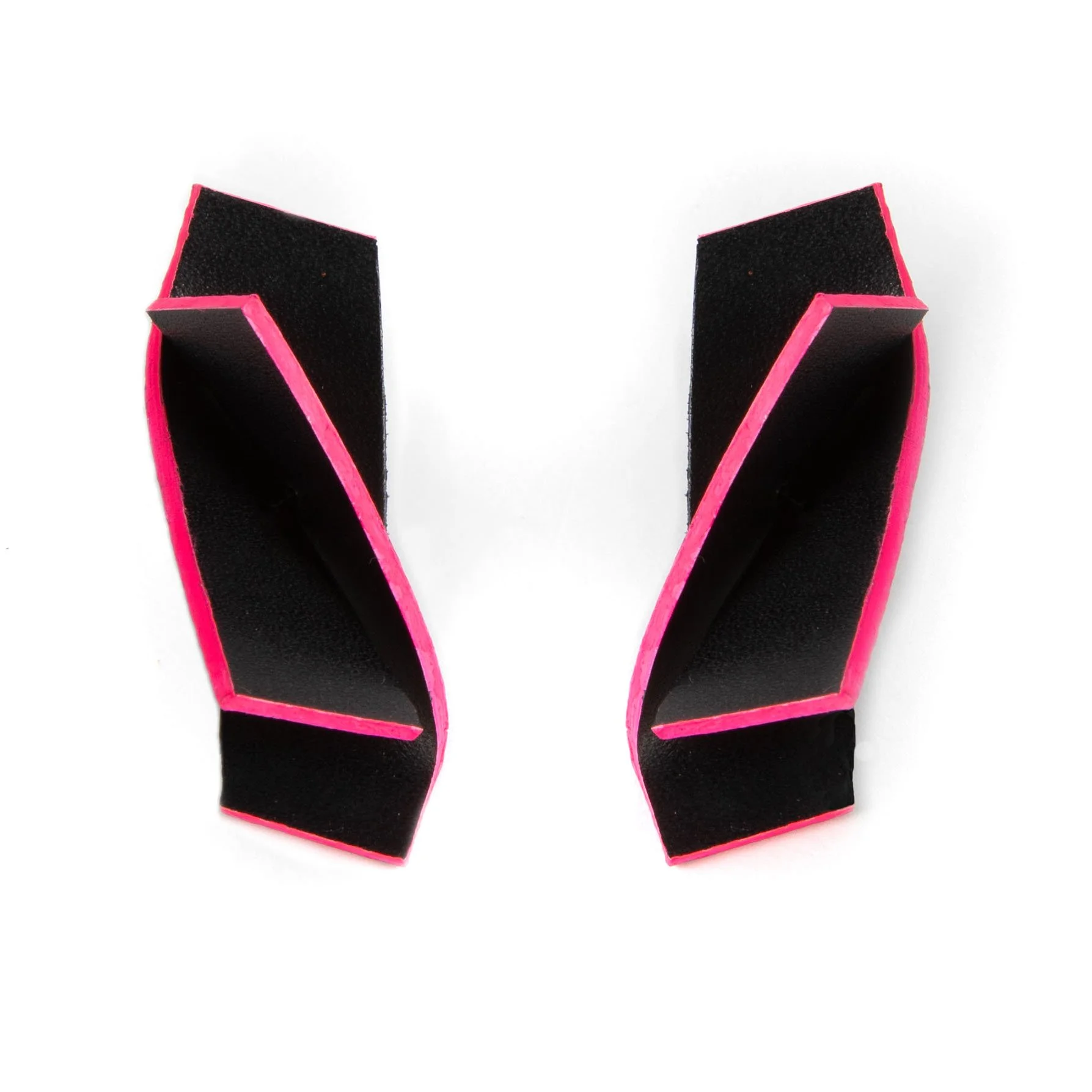 ON THE EDGE EARRINGS - PINK