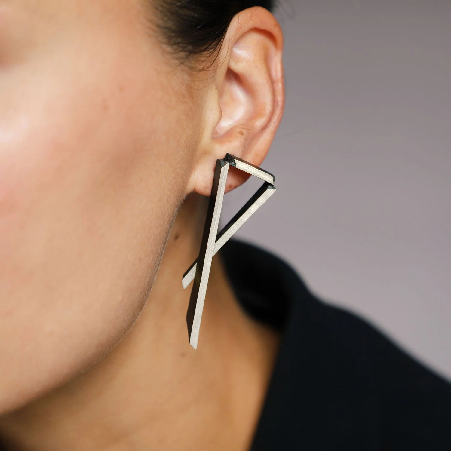 Triangulation-leather-earring-black-silver-Tania-Clarke-Hall-modelled-detail.jpg