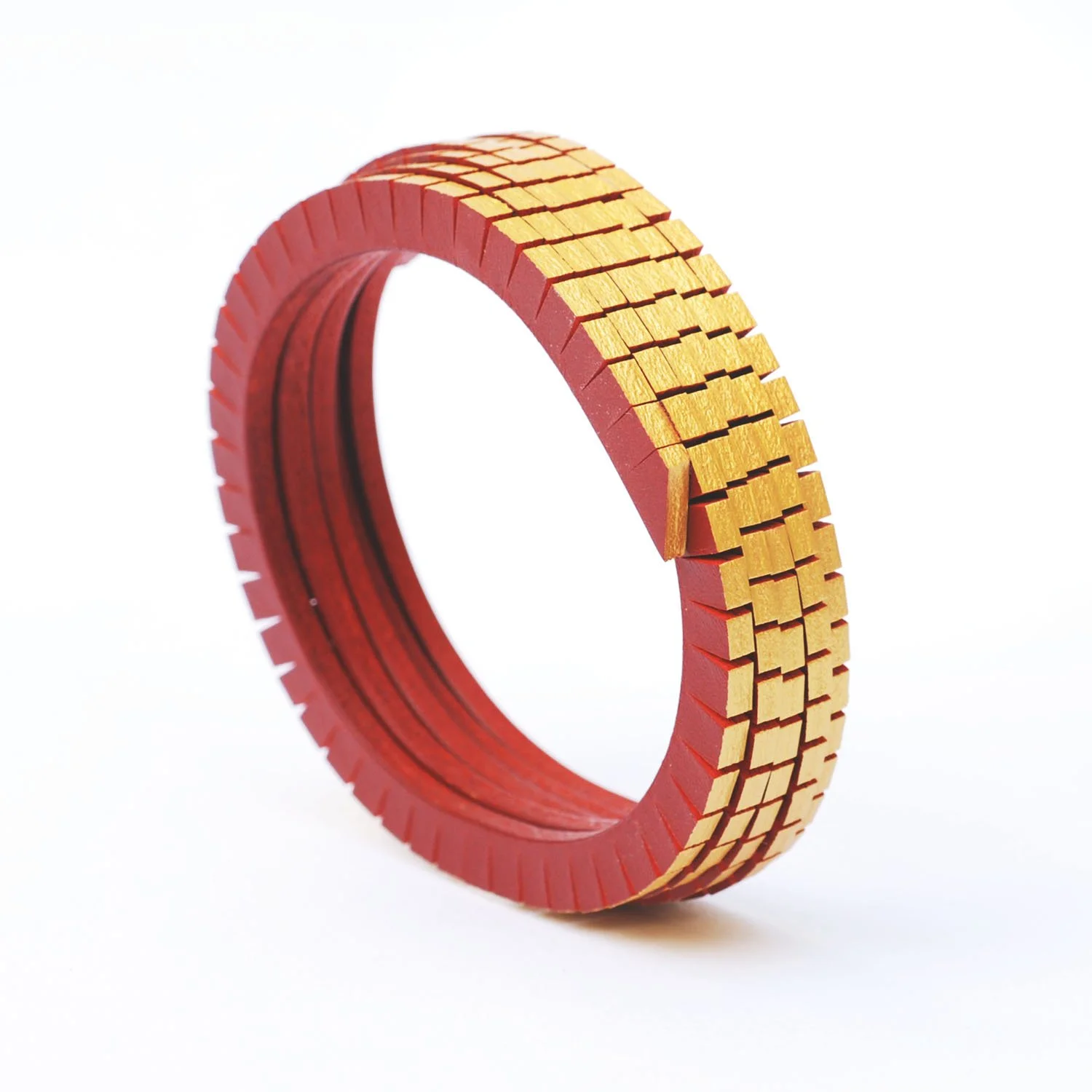 WOUND UP SLIM BRACELET - RED & GOLD
