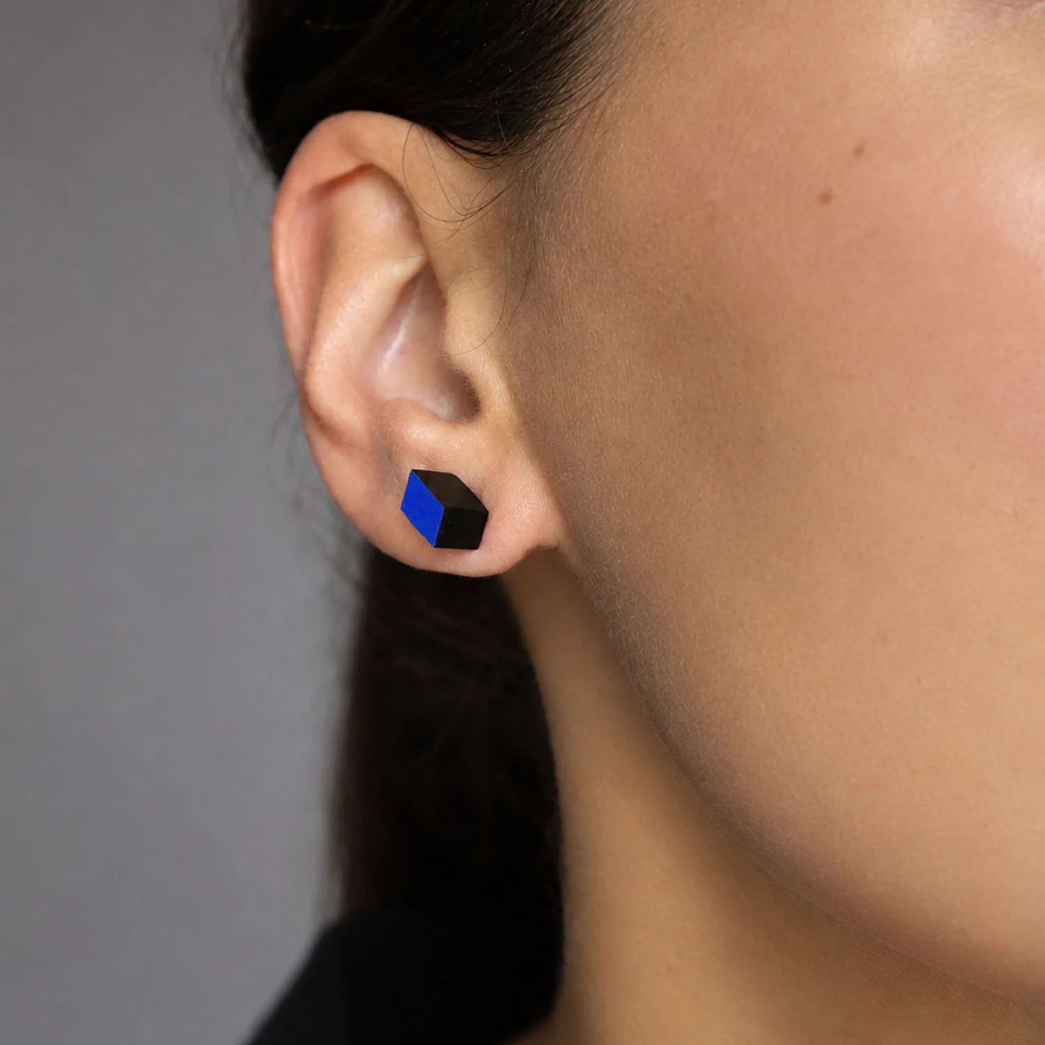 Diamond-leather-stud-earring-black-blue-Tania-Clarke-Hall-modelled-detail.jpg