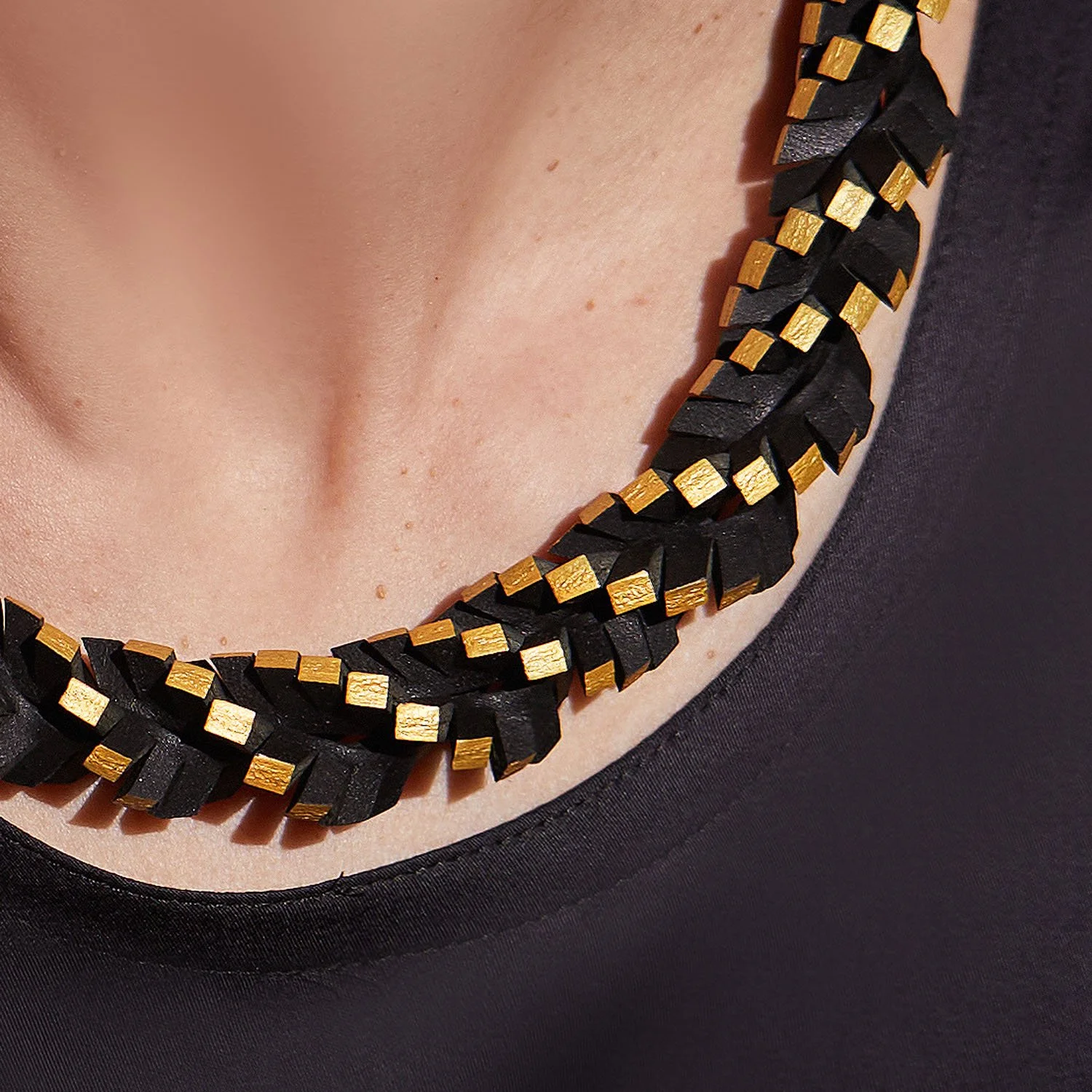 Twisted-up-leather-necklace-gold-Tania-Clarke-Hall-modelled-detailed.jpg
