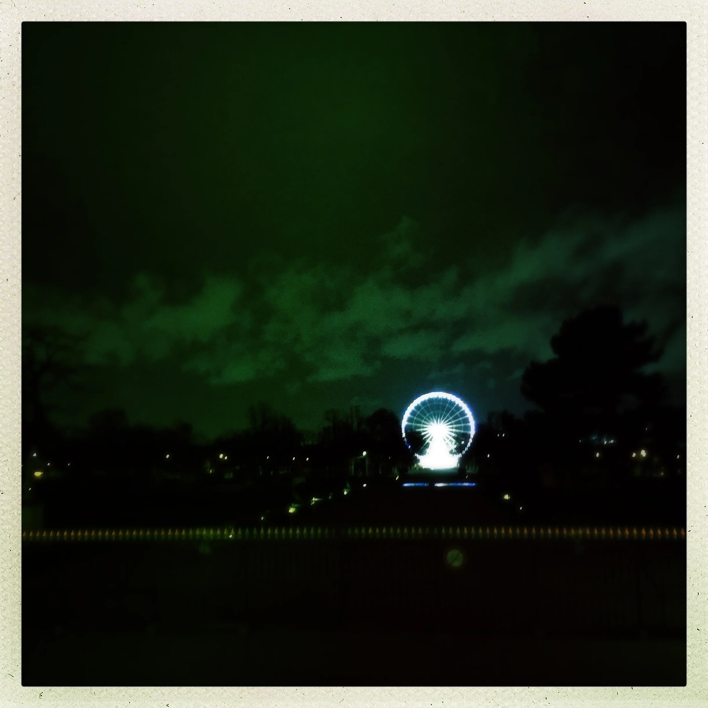 The Tuilleries..........by night. So bright. Paris, France. Photo by our creative director @sarzy7300
