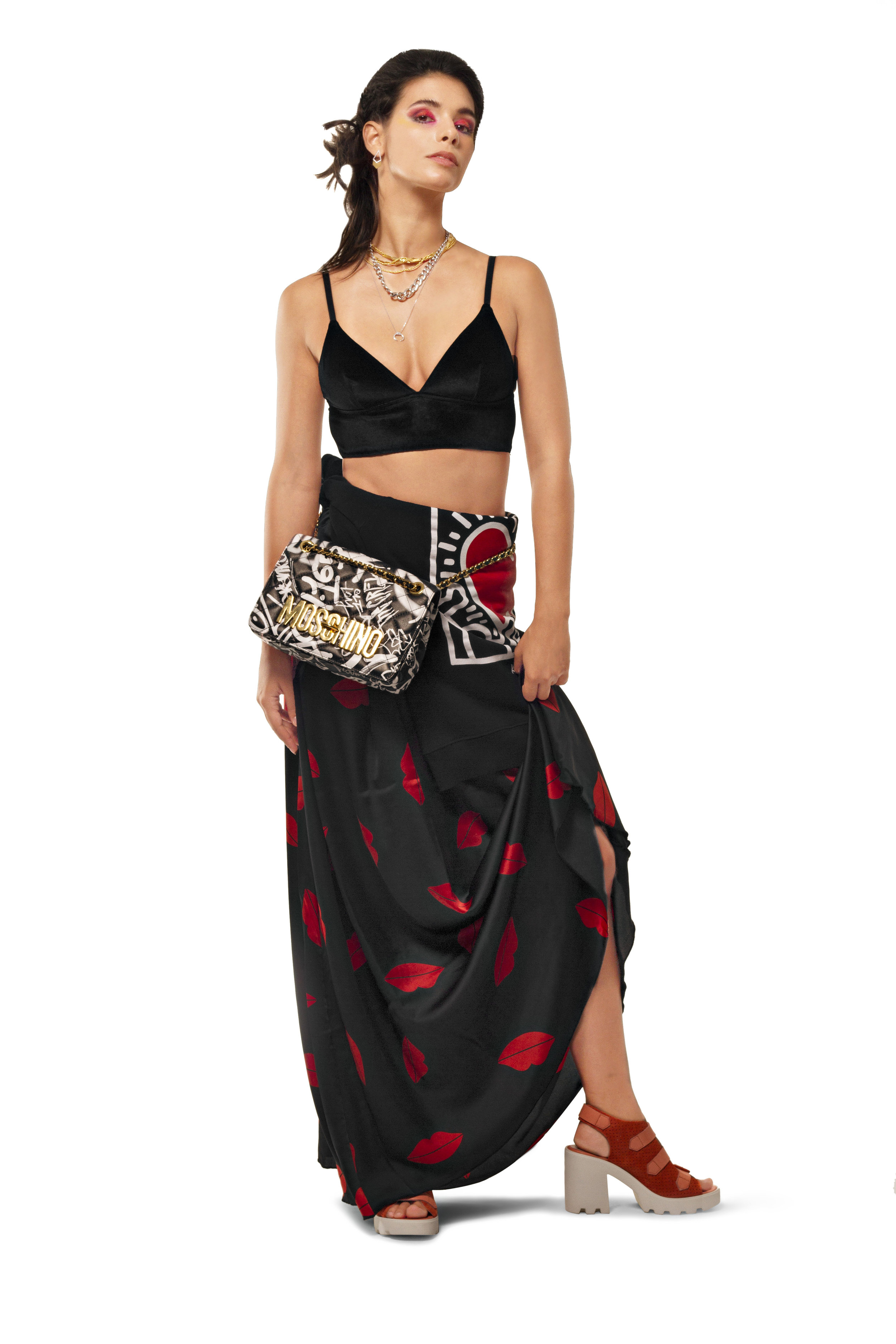 Top H&M , Customized skirt Production’s own , Bag Moschino at D'Adélia Store, Sandals Prof , Sweatshirt Keith Haring for Pull & Bear , Gold and Silver earrings Pessoa e Melo Jewelry , Golden choker Vintage , Silver chain necklace Stone by Stone , Silver Shout Out necklace CINCO