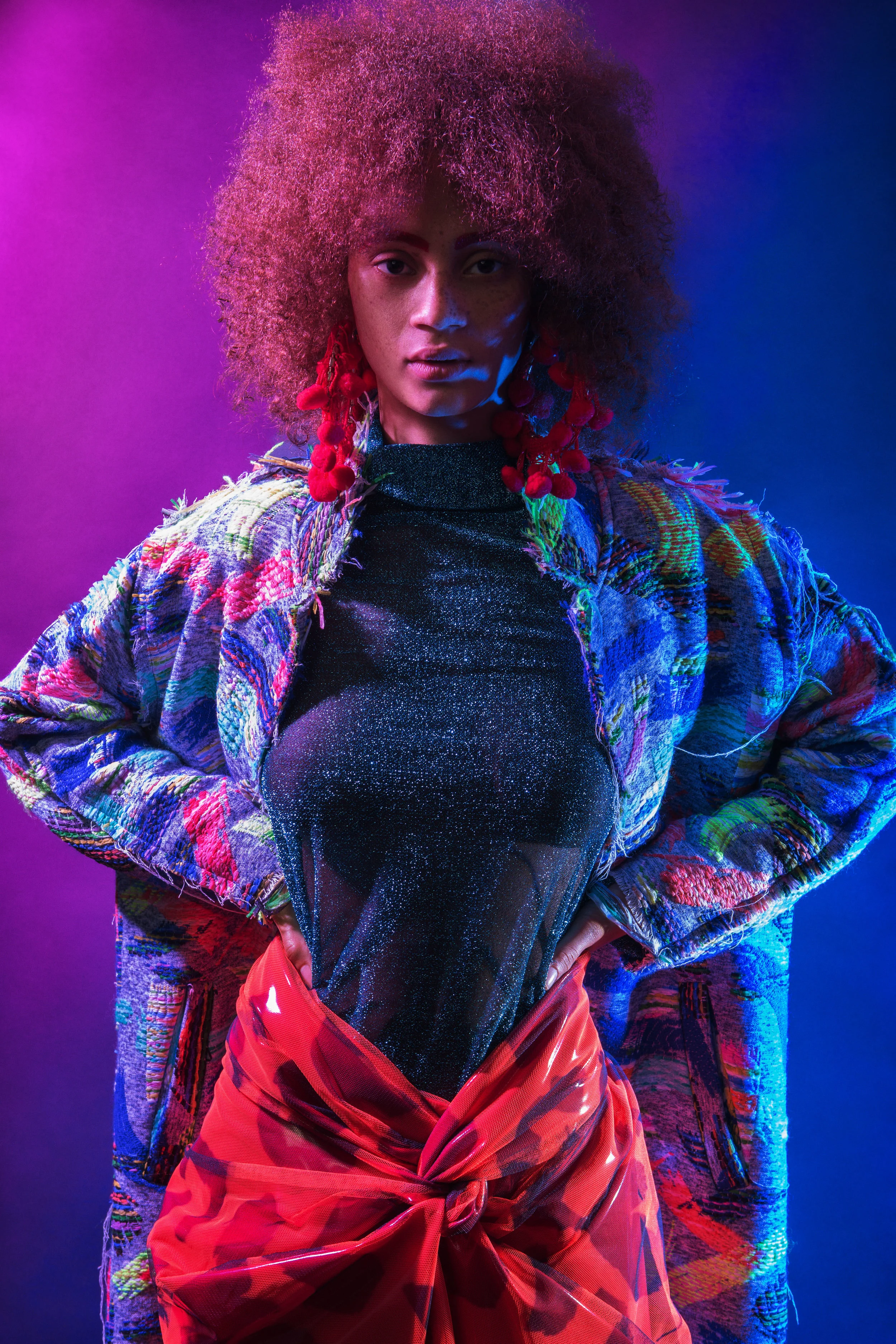 Top: NICOLA BRINDLE, Jacket: BOO PALA, Earrings: ASHLEY ISHAM
