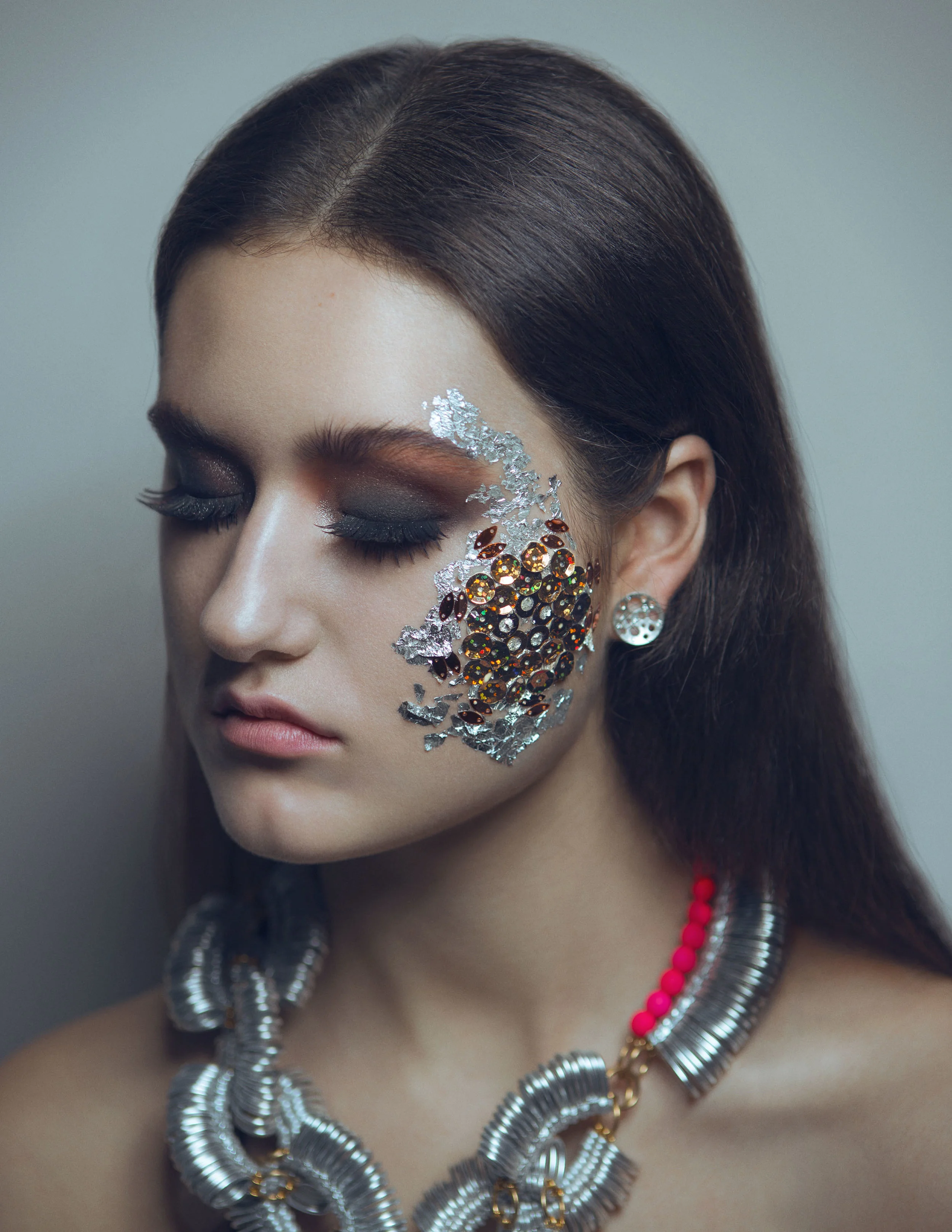 Dress:VOIR LAB (Platform–Creative PR) Earring:MUSCARI JEWELLERY Neckpiece:LONGSHAW WARD