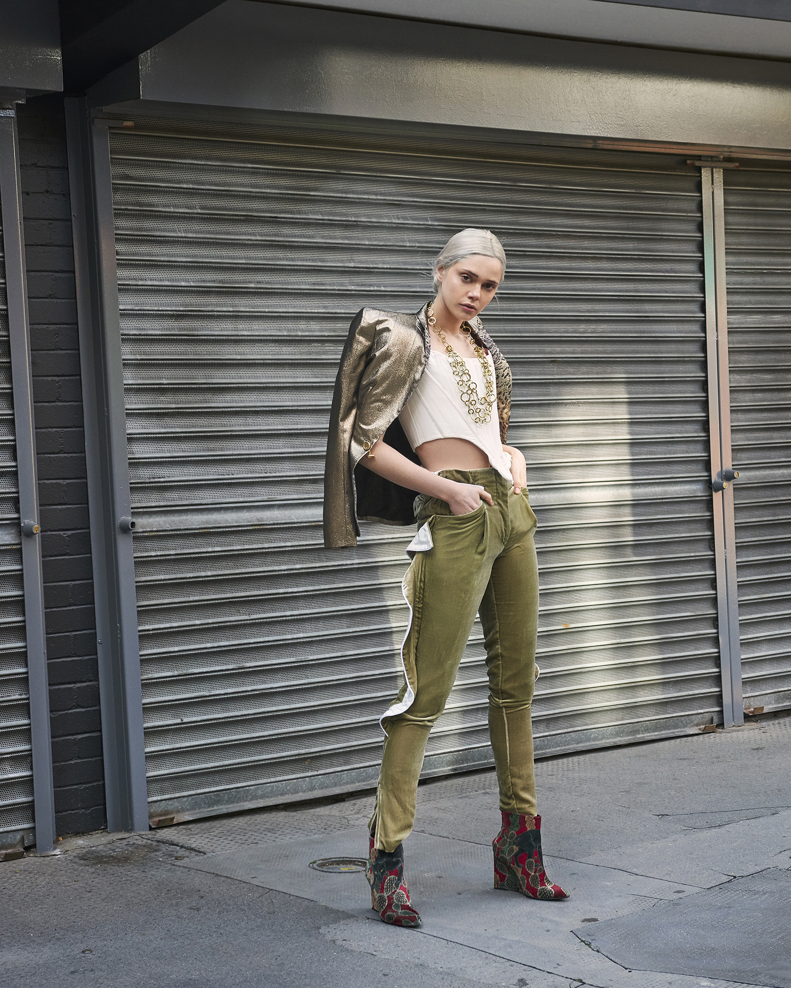 Jacket Roberto Cavalli Corset Costume Studio Trousers Toga Pulla Necklace Pebble London Shoes Roberto Cavalli