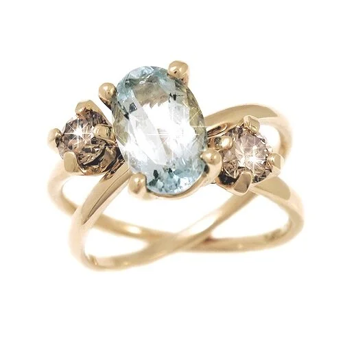 Elisa: rose gold, diamond.