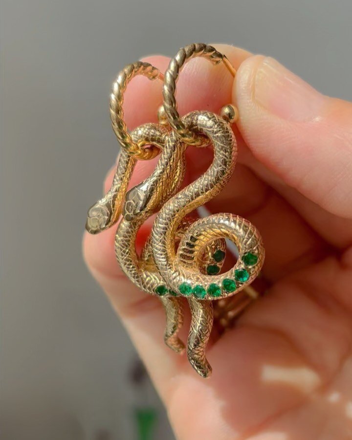 S T E F A N I A 
Gold snake earrings with twelve natural emeralds. 

#idaelsje_earrings 
#capetown 
#capetownjewellery