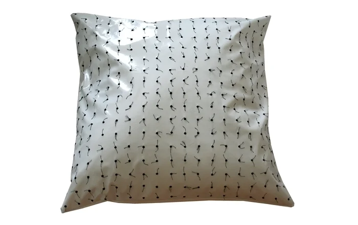 Fly Stitch Cushion