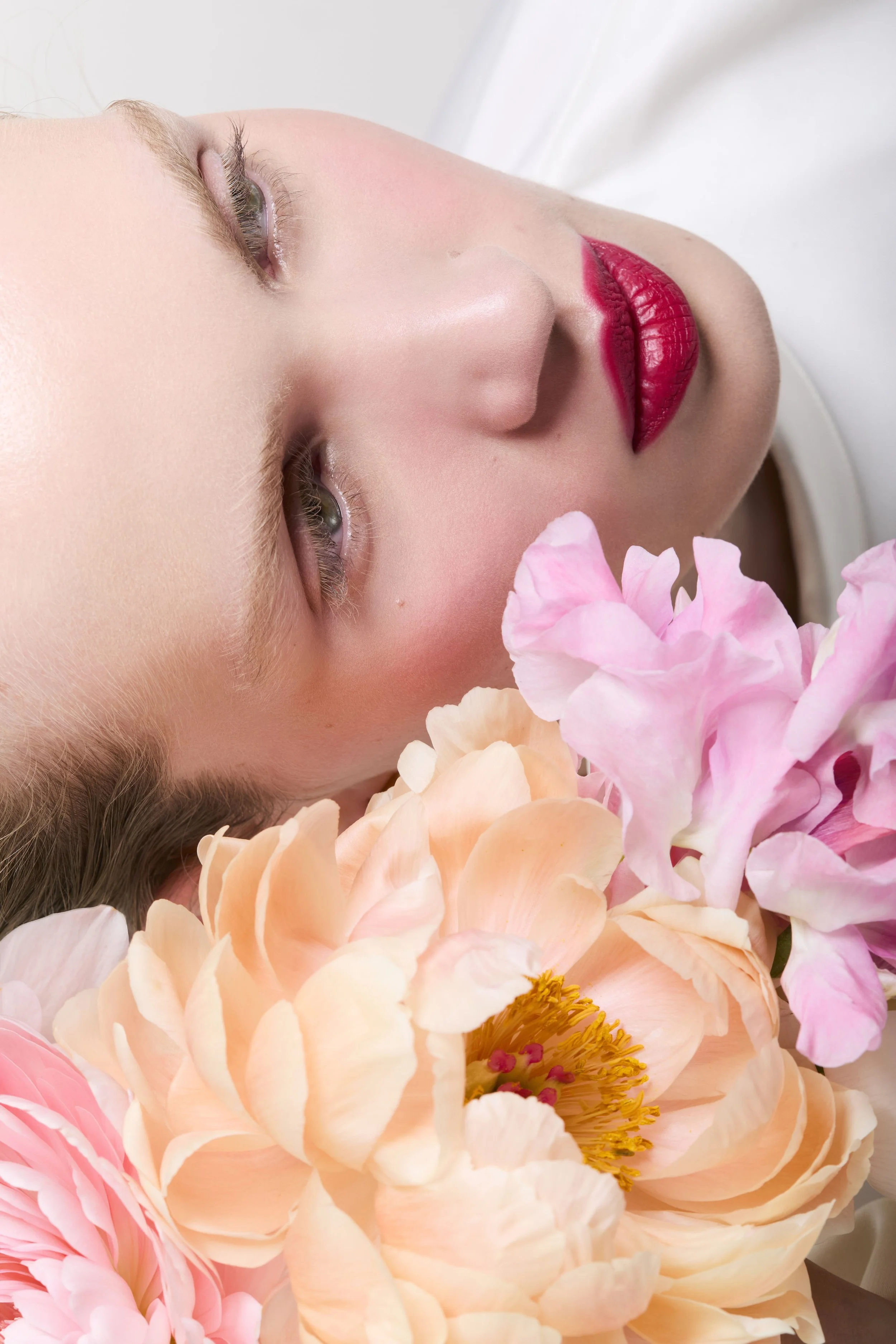 5ELEVEN_SPRING_BEAUTY9205 NATASJA_FOURIEafter.jpg