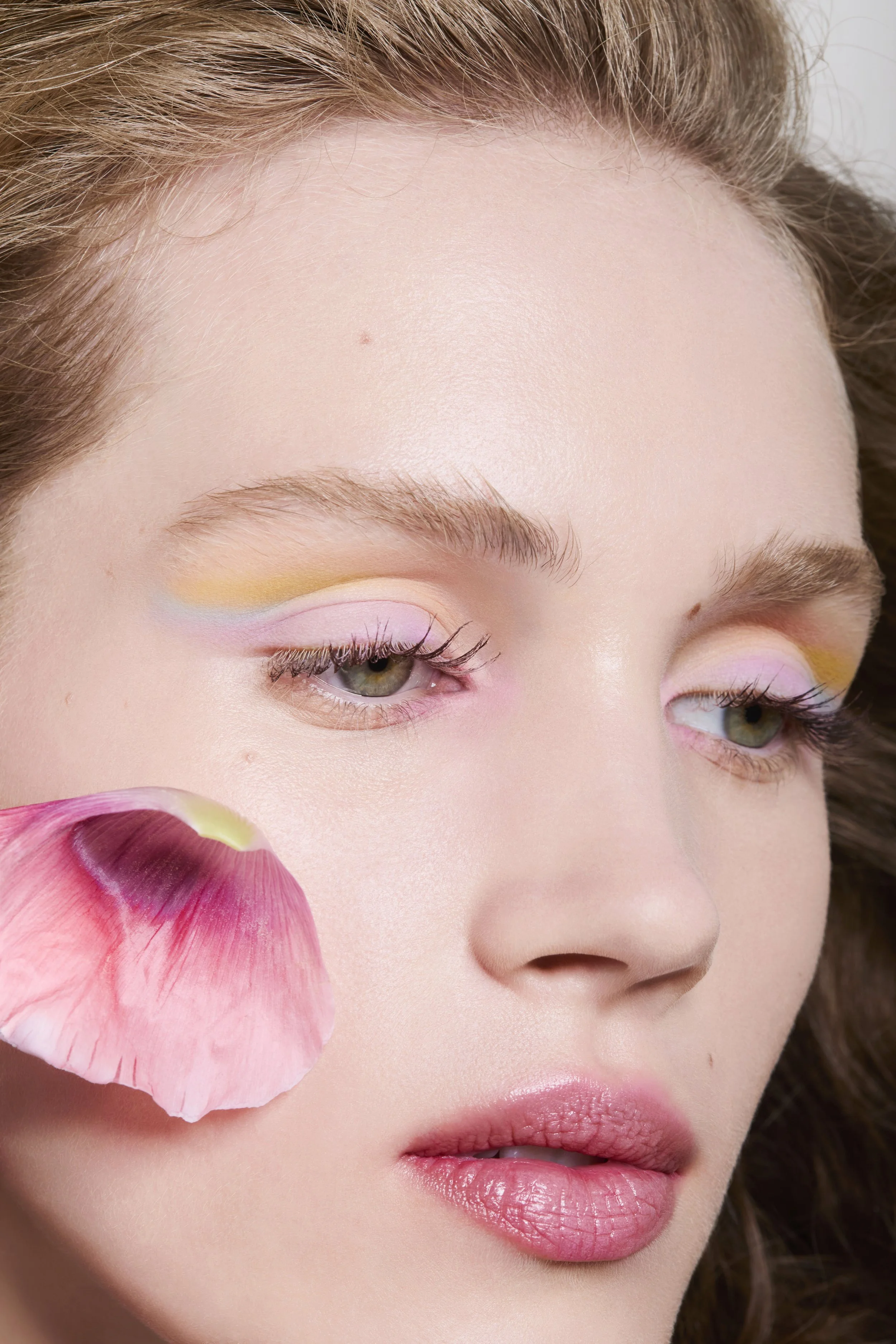 5ELEVEN_SPRING_BEAUTY9400 NATASJA_FOURIEafter.jpg