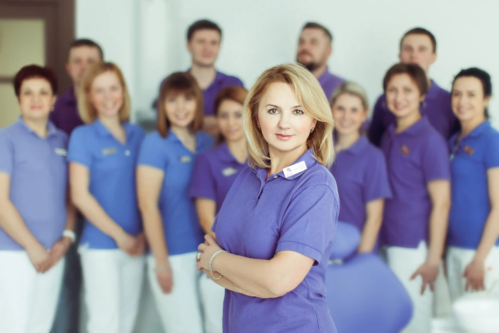 "О СТОМАТОЛОГИИ ИРИС-ДЕНТ"