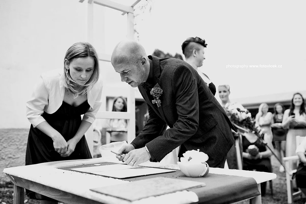 5d9ce970b2e5e24a44d1b7355386816e.jpg