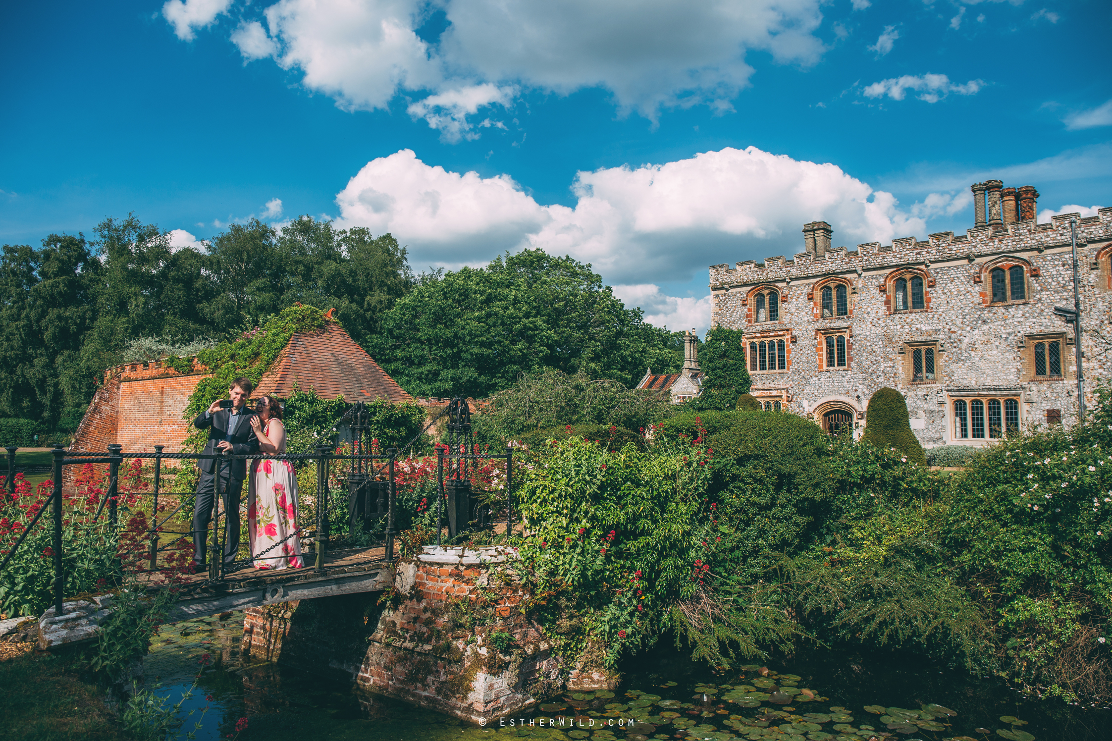 Norfolk_Wedding_Photographer_Mannington_Hall_Country_Esther_Wild_1842.jpg