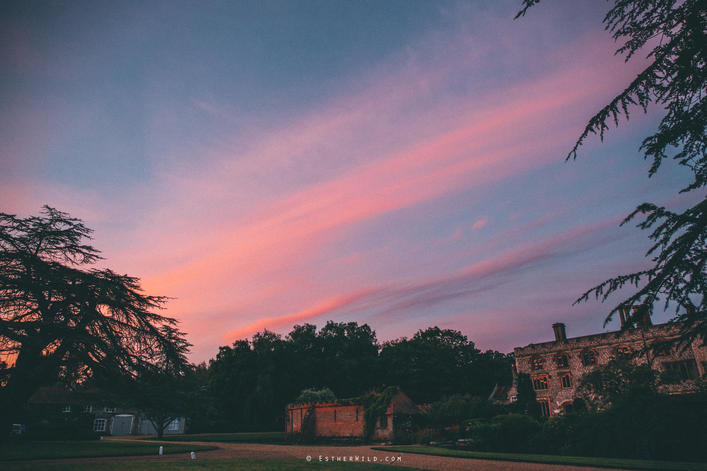 Norfolk_Wedding_Photographer_Mannington_Hall_Country_Esther_Wild_2800.jpg