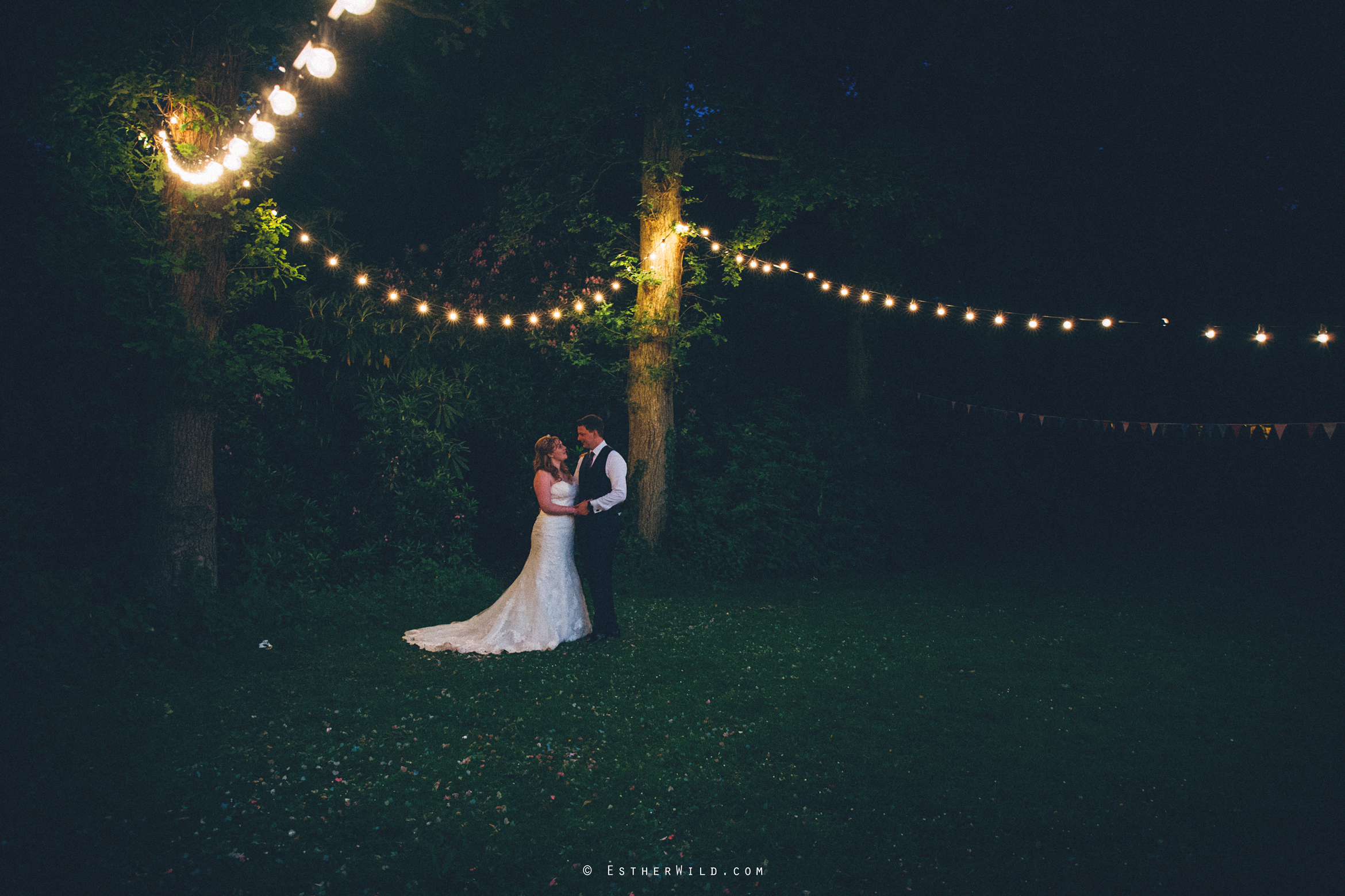 Norfolk_Wedding_Photographer_Mannington_Hall_Country_Esther_Wild_2981.jpg