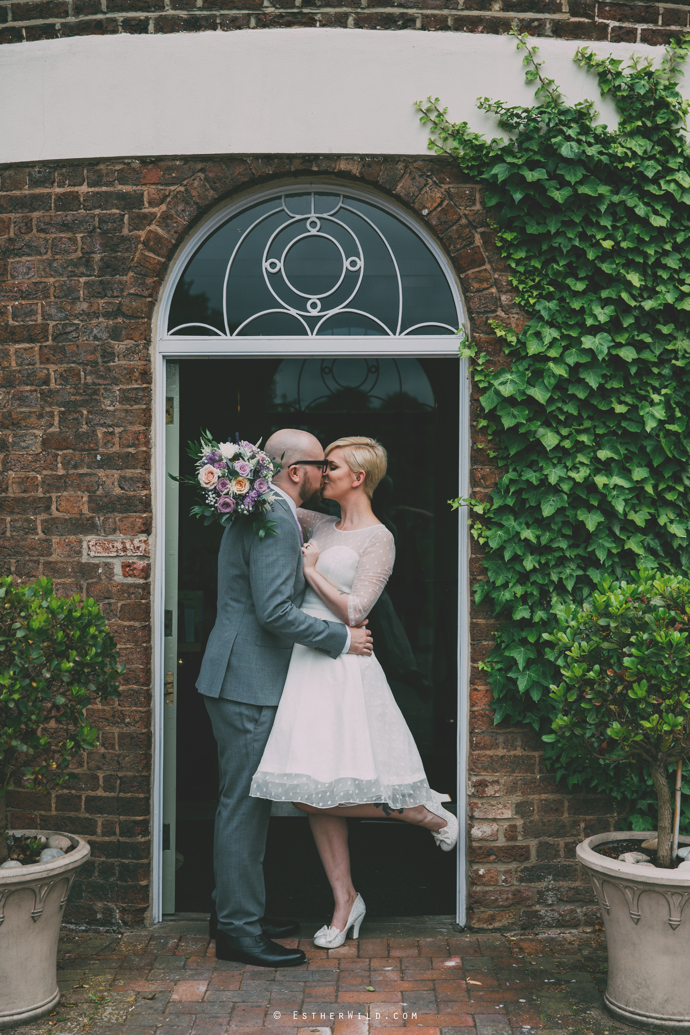 Clapham_Croydon_Morden_Park_London_Wedding_Photographer_Photography_Esther_Wild_Norfolk_IMG_5631.jpg