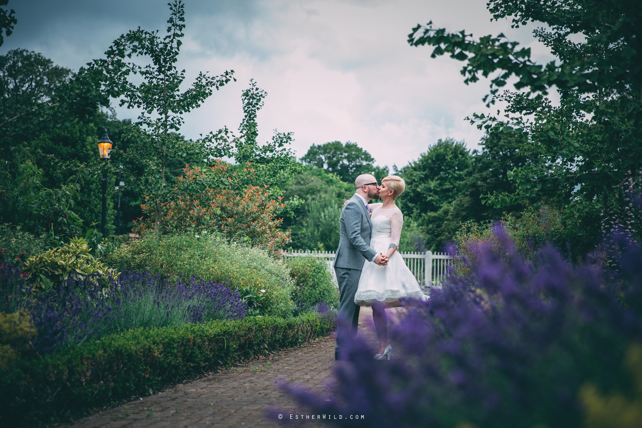 Clapham_Croydon_Morden_Park_London_Wedding_Photographer_Photography_Esther_Wild_Norfolk_IMG_5691.jpg