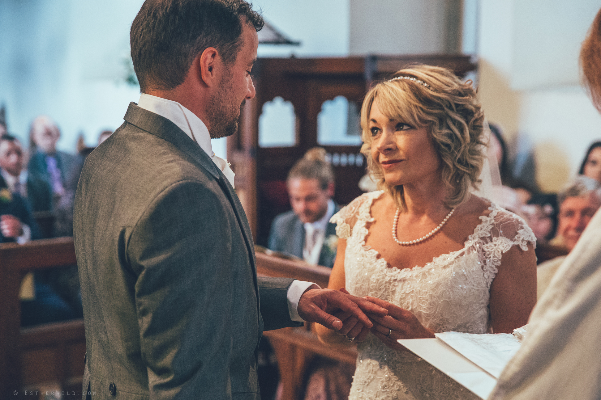 Norfolk_Wedding_Photographer_East_Lexham_RathskellarIMG_0495.jpg