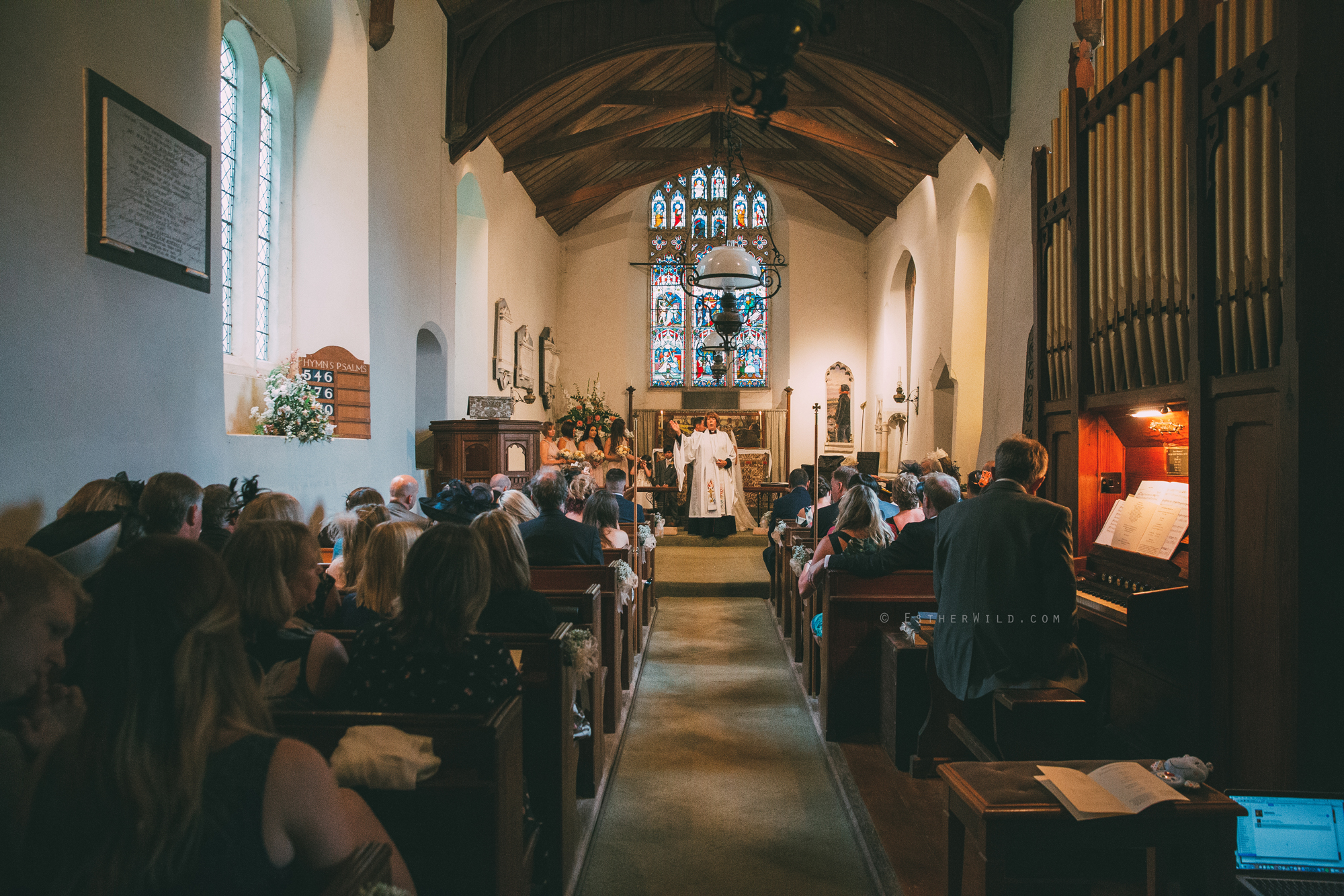 Norfolk_Wedding_Photographer_East_Lexham_RathskellarIMG_0632.jpg