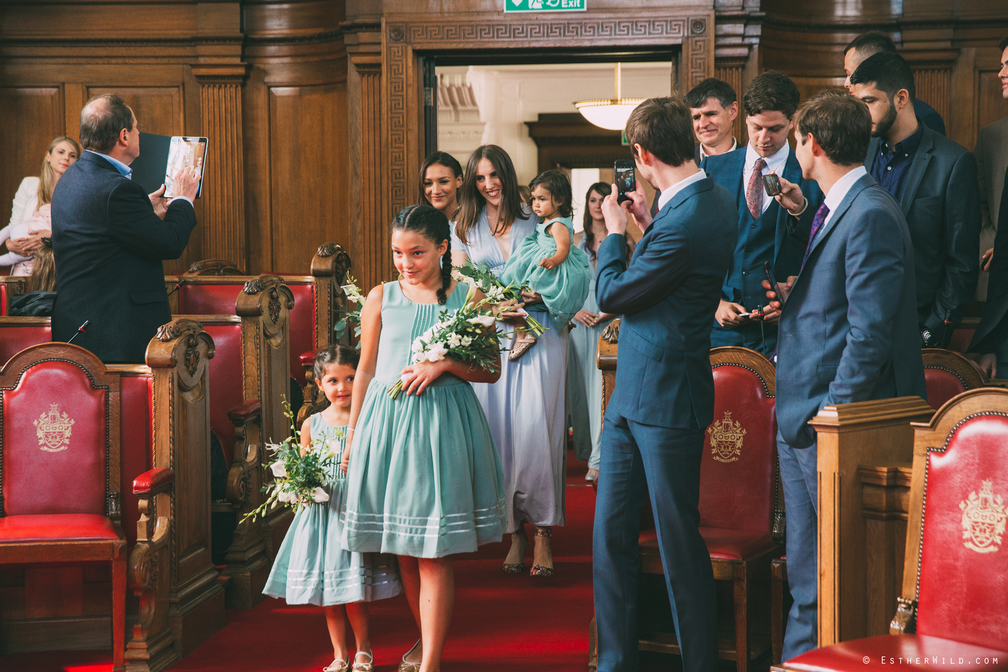 Islington_Town_Hall_Wedding_London_Photographer_Esther_Wild_IMG_4777.jpg