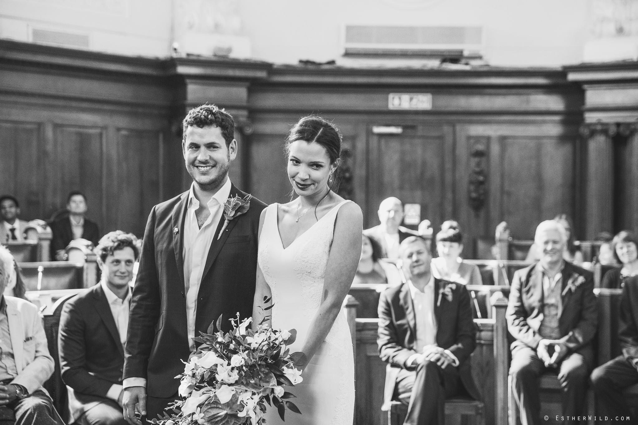 Islington_Town_Hall_Wedding_London_Photographer_Esther_Wild_IMG_4825-1.jpg