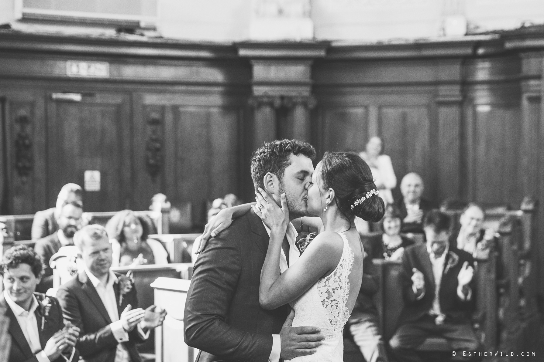 Islington_Town_Hall_Wedding_London_Photographer_Esther_Wild_IMG_4934-1.jpg