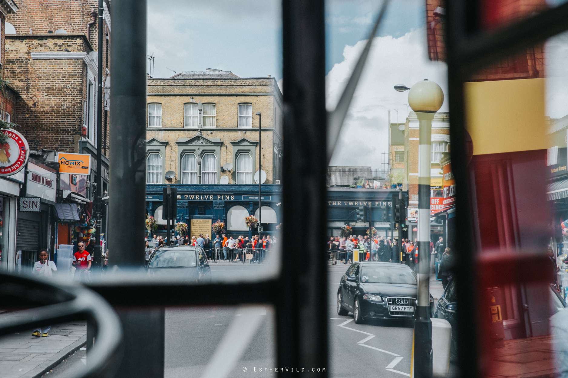 Islington_Town_Hall_Wedding_London_Photographer_Esther_Wild_IMG_5465.jpg