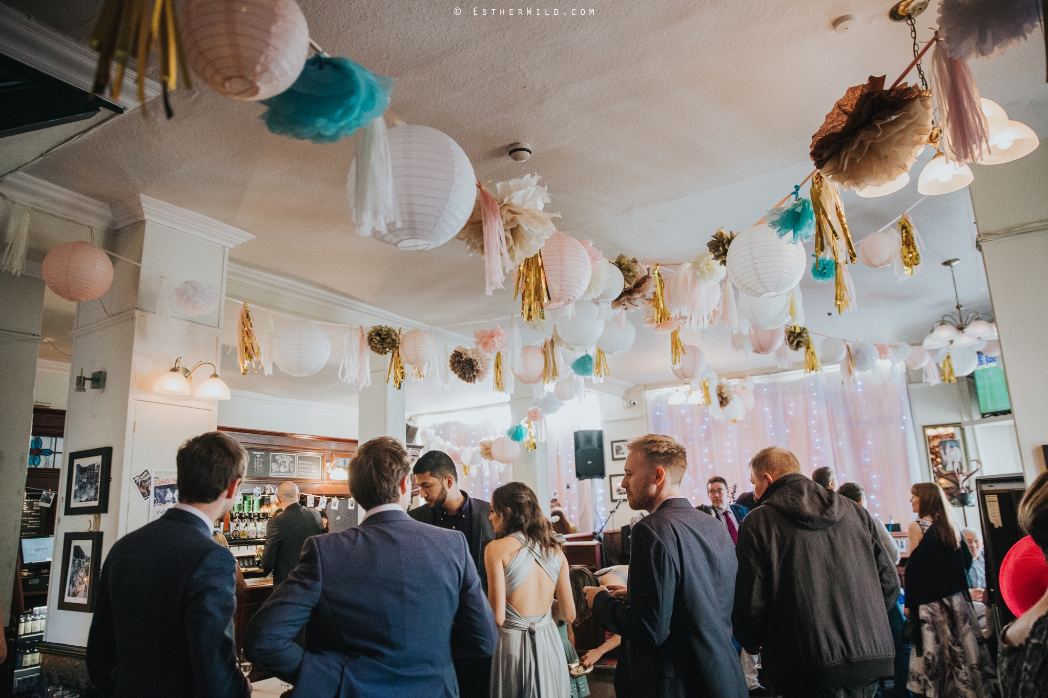 Islington_Town_Hall_Wedding_London_Photographer_Esther_Wild_IMG_7328.jpg