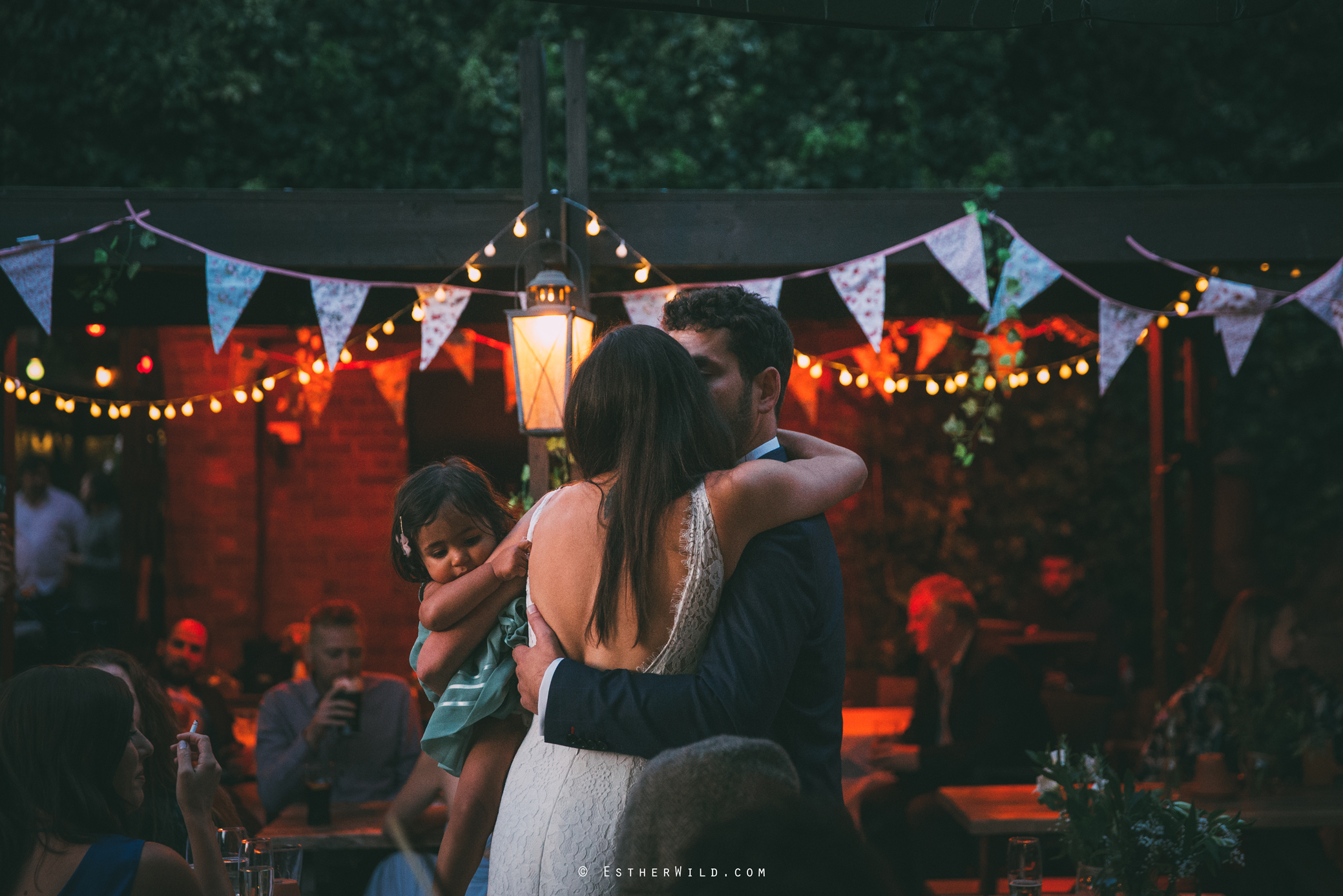 Islington_Town_Hall_Wedding_London_Photographer_Esther_Wild_IMG_8002.jpg