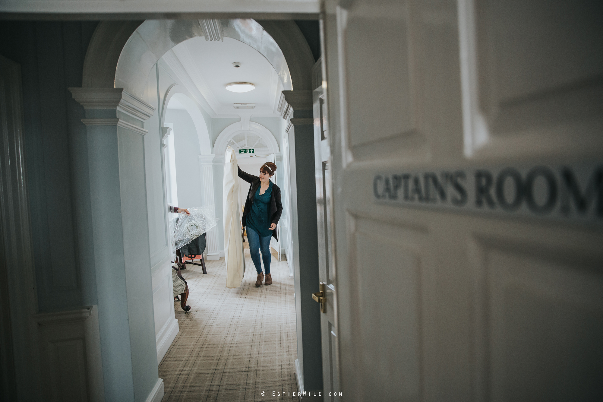 Kings_Lynn_Town_Hall_Wedding_Marry_In_Norfolk_Wedding_Esther_Wild_Photographer_IMG_4304.jpg