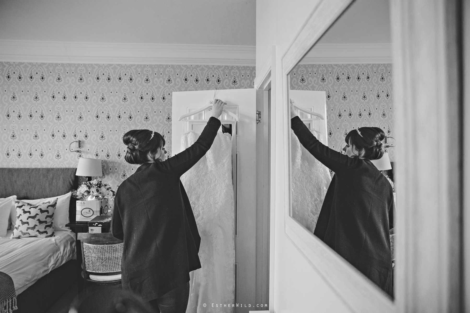 Kings_Lynn_Town_Hall_Wedding_Marry_In_Norfolk_Wedding_Esther_Wild_Photographer_IMG_4314.jpg