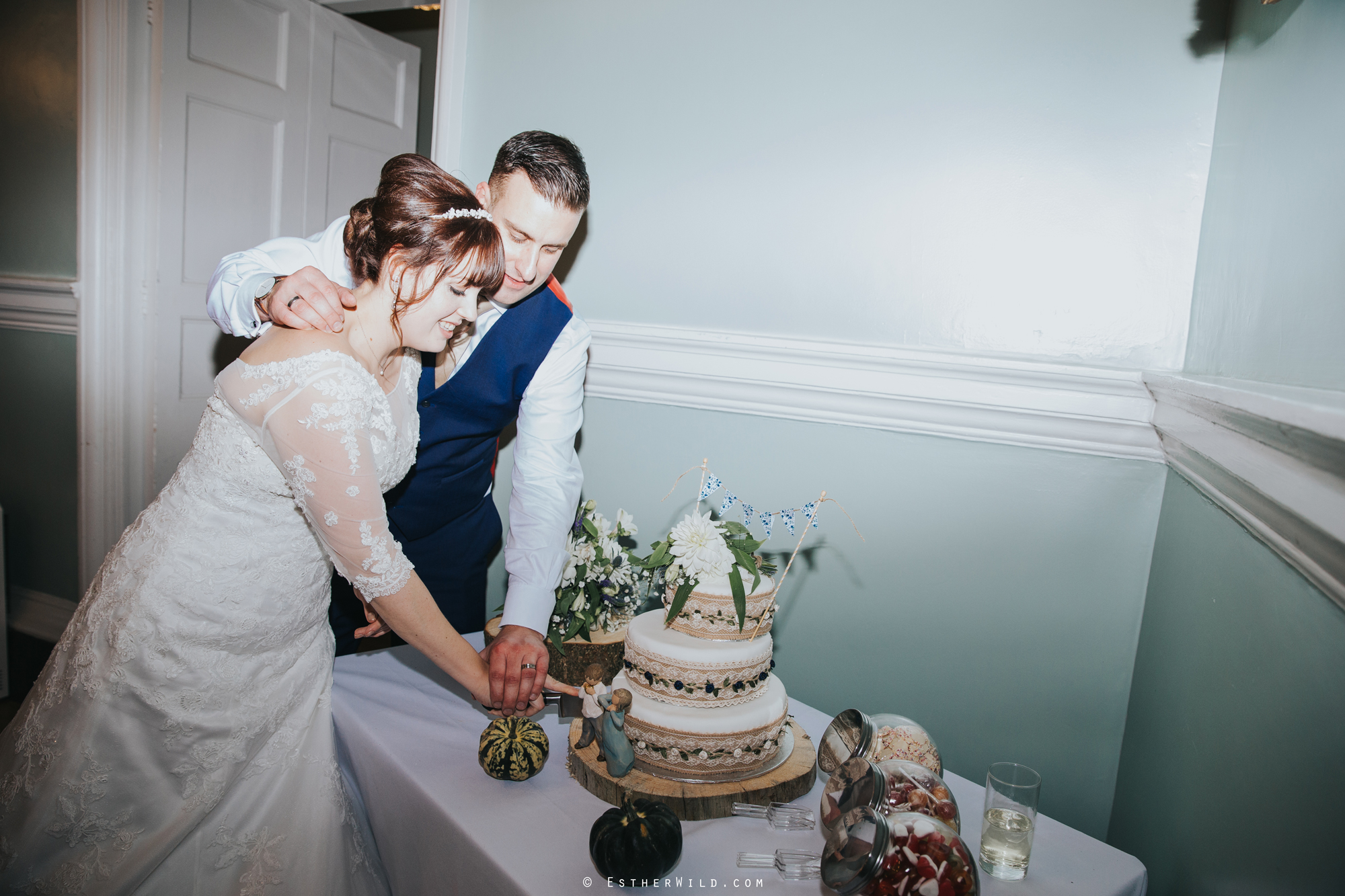 Kings_Lynn_Town_Hall_Wedding_Marry_In_Norfolk_Wedding_Esther_Wild_Photographer_IMG_6475.jpg