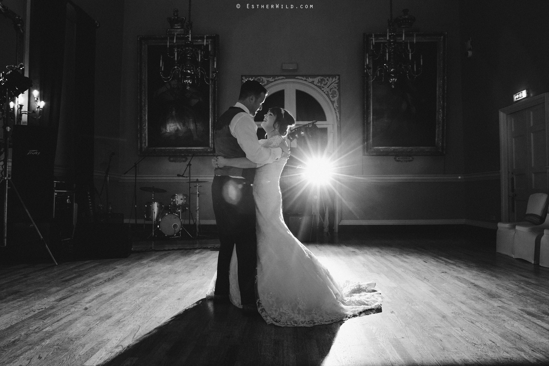 Kings_Lynn_Town_Hall_Wedding_Marry_In_Norfolk_Wedding_Esther_Wild_Photographer_IMG_6622-1.jpg