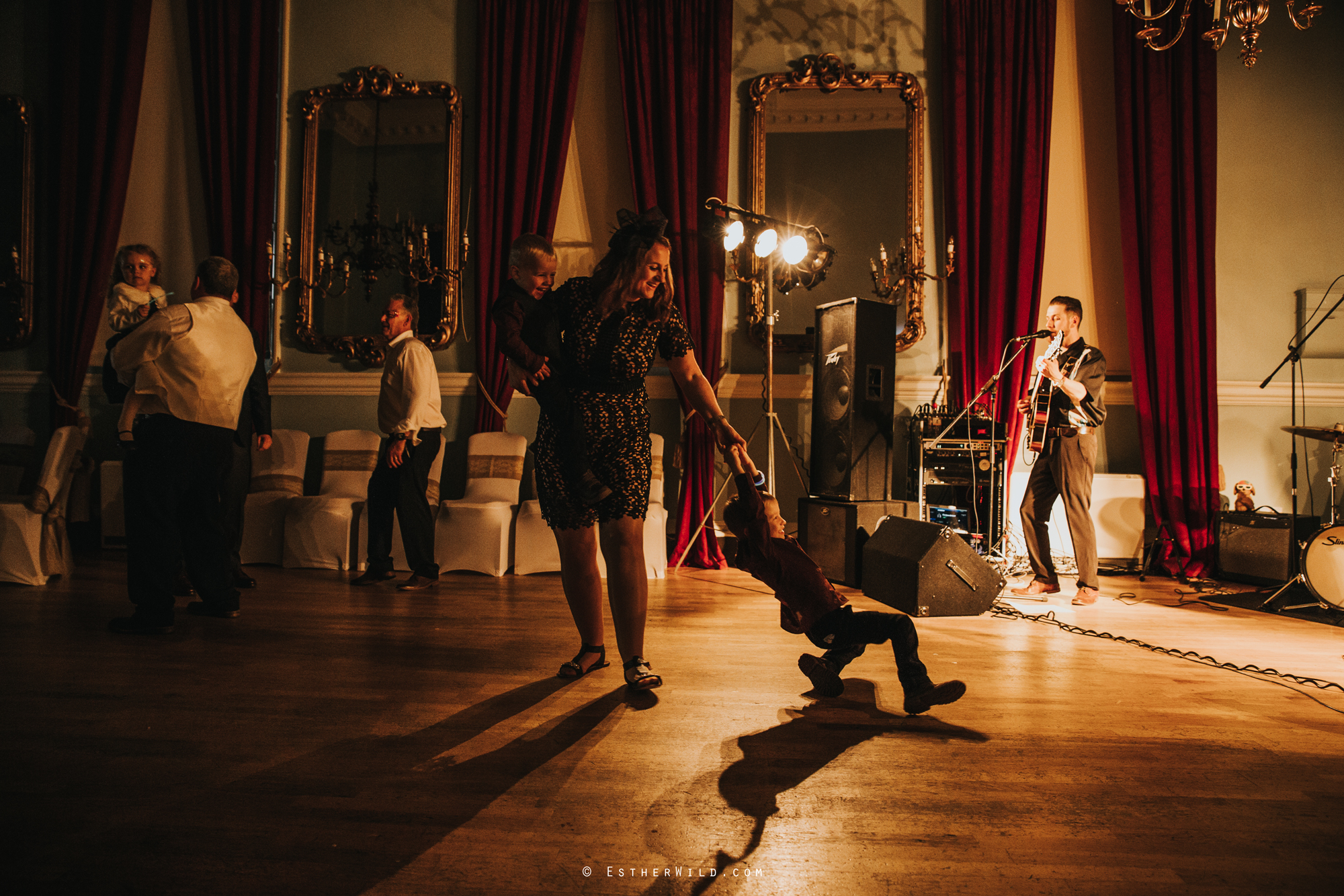 Kings_Lynn_Town_Hall_Wedding_Marry_In_Norfolk_Wedding_Esther_Wild_Photographer_IMG_6914.jpg