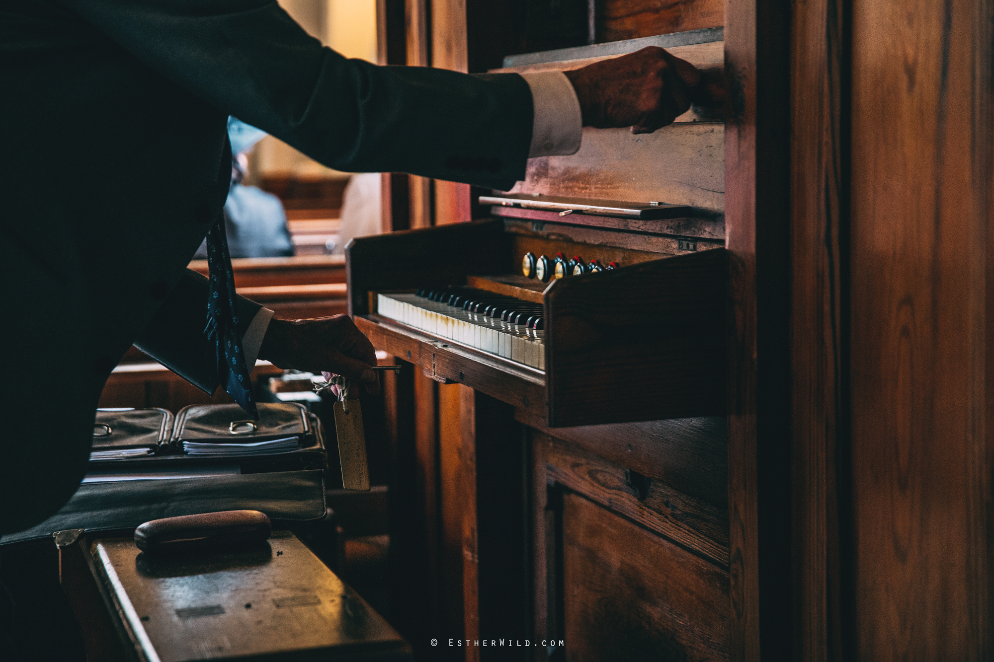 0817_Rathskellar_Kings_Lynn_East_Lexham_Church_Wedding_Photographer_Esther_Wild_IMG_0180.jpg