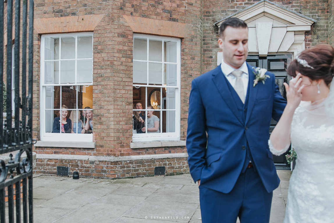 1017_Kings_Lynn_Town_Hall_Bank_House_Hotel_Wedding_Esther_Wild_PhotograpgherIMG_5714.jpg