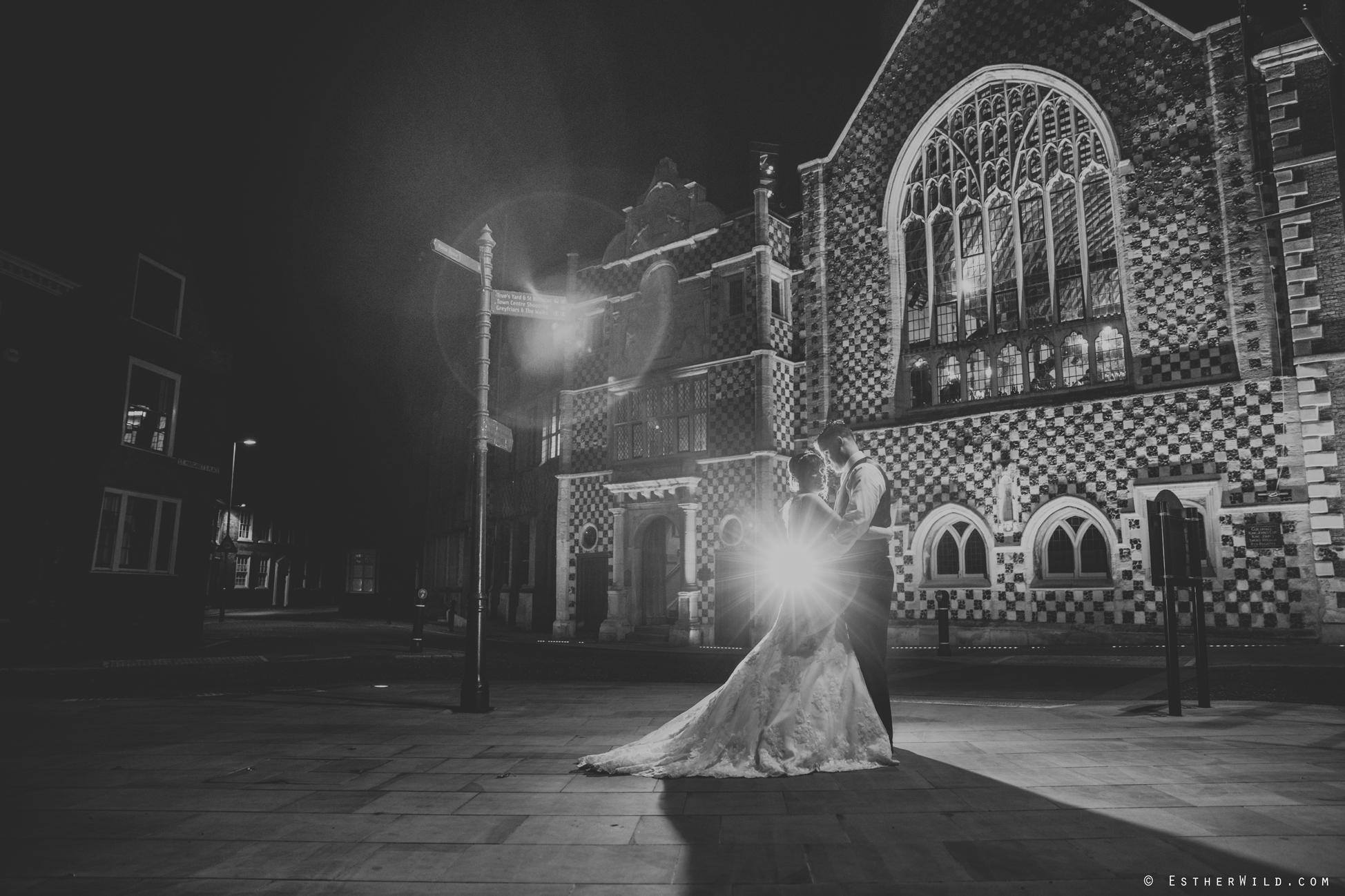 1017_Kings_Lynn_Town_Hall_Bank_House_Hotel_Wedding_Esther_Wild_PhotograpgherIMG_7080-2.jpg