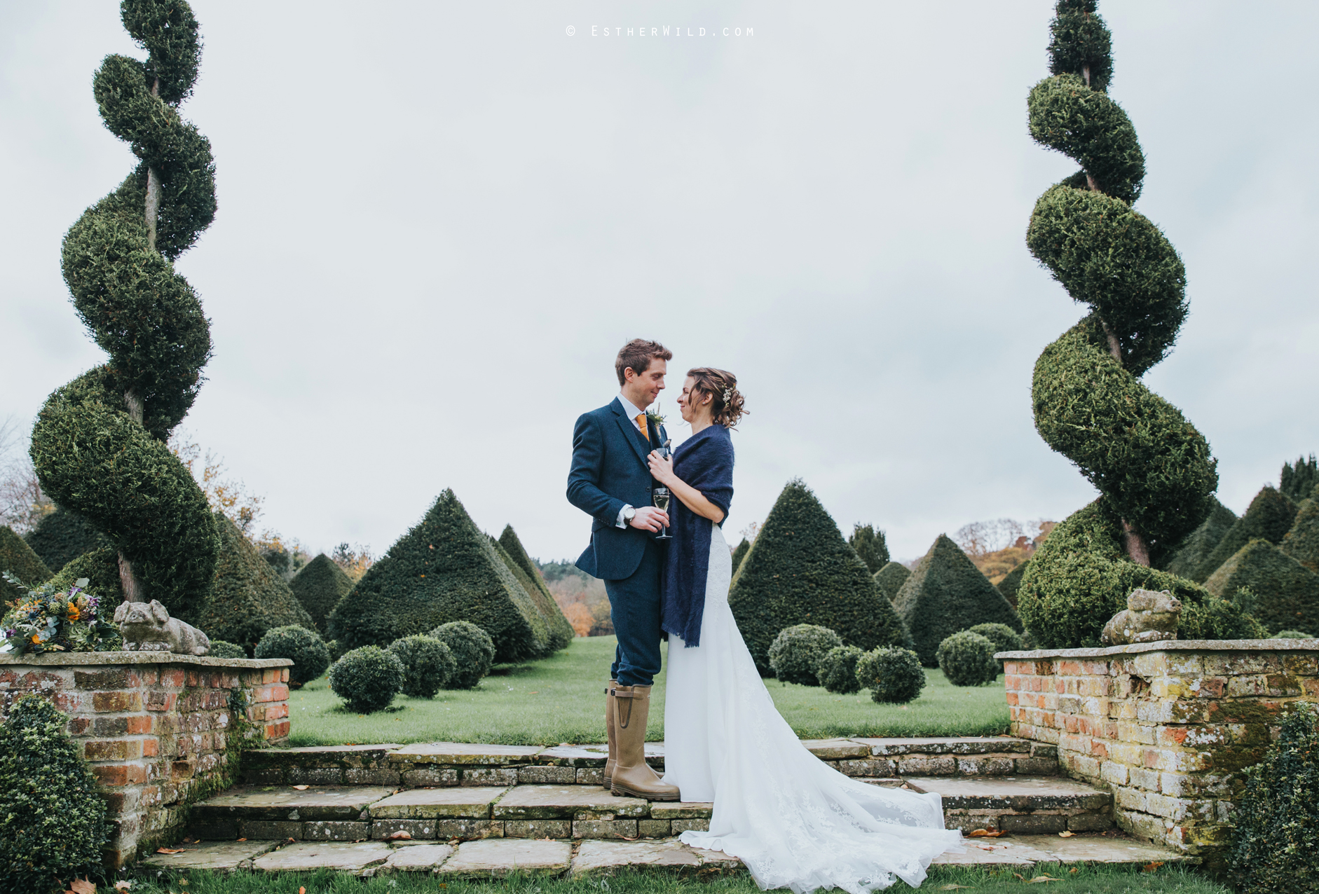 1117_Chaucer_Barn_Wedding_Photography_Esther_Wild_Norfolk_Photographer_IMG_1007.jpg