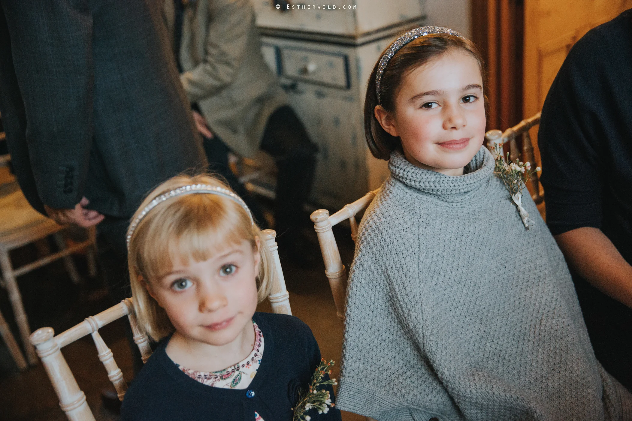 Wedding_Photographer_Chaucer_Barn_ Norfolk_Copyright_Esther_Wild_