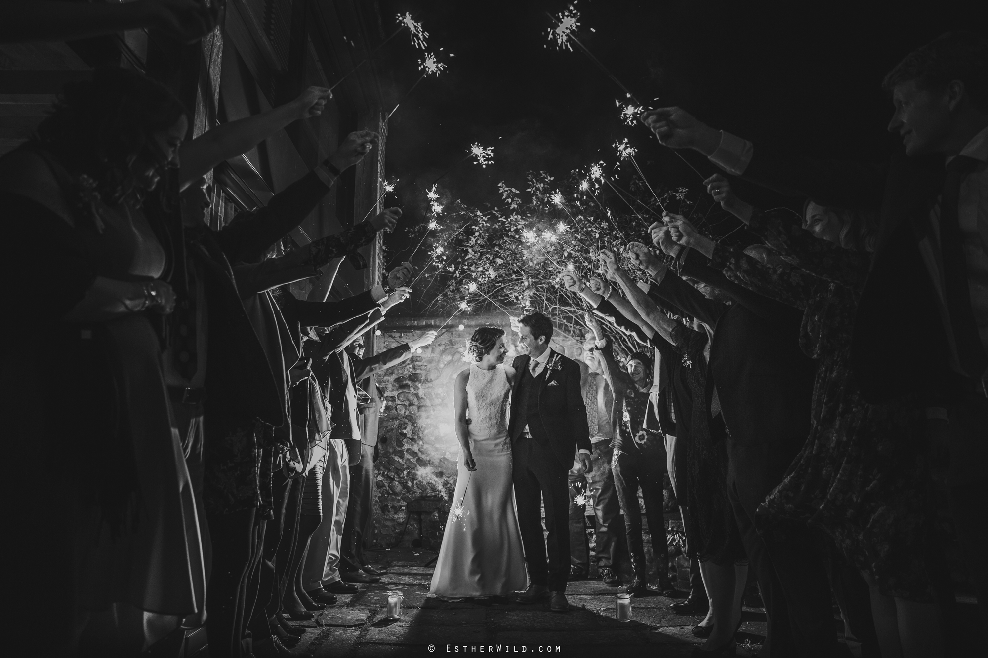 Wedding_Photographer_Chaucer_Barn_Holt_Norfolk_Country_Rustic_Venue_Copyright_Esther_Wild_IMG_2125-2.jpg