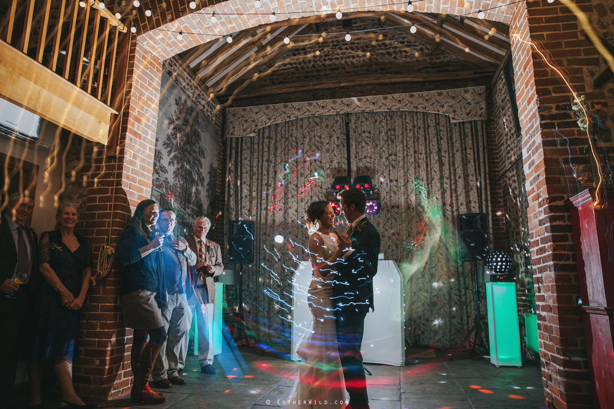 Wedding_Photographer_Chaucer_Barn_Holt_Norfolk_Country_Rustic_Venue_Copyright_Esther_Wild_IMG_2417.jpg