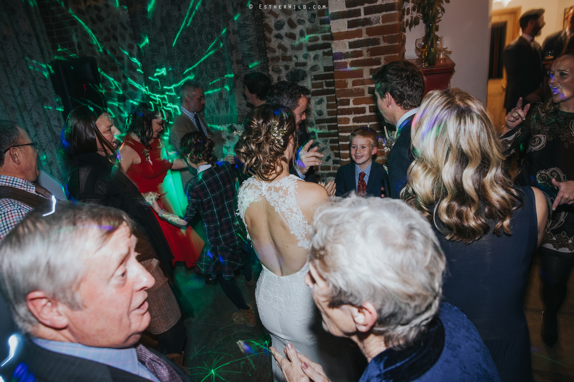 Wedding_Photographer_Chaucer_Barn_Holt_Norfolk_Country_Rustic_Venue_Copyright_Esther_Wild_IMG_2444.jpg