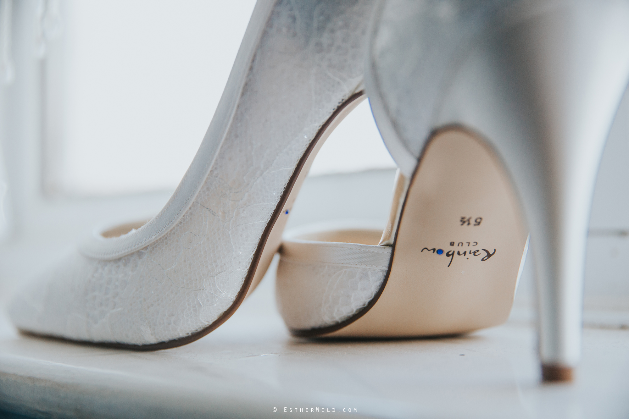Wedding_Photography_Diss_Gawdy_Hall_Redenhall_Church_Norfolk_Winter_Esther_Wild_Copyright_IMG_0120.jpg