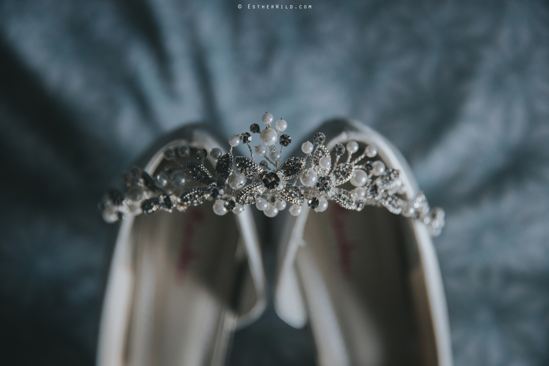 Wedding_Photography_Diss_Gawdy_Hall_Redenhall_Church_Norfolk_Winter_Esther_Wild_Copyright_IMG_0154.jpg