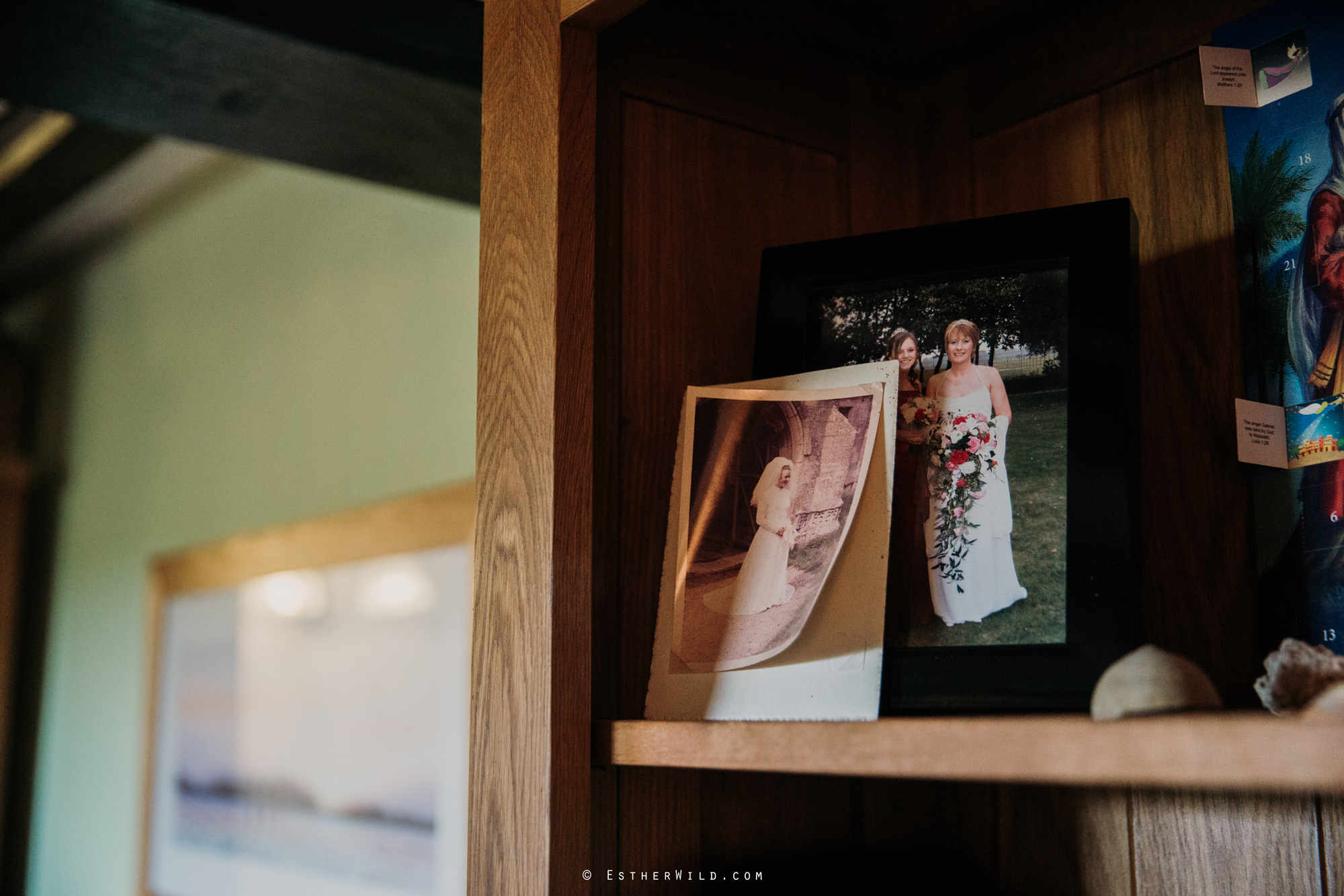 Wedding_Photography_Diss_Gawdy_Hall_Redenhall_Church_Norfolk_Winter_Esther_Wild_Copyright_IMG_0181.jpg