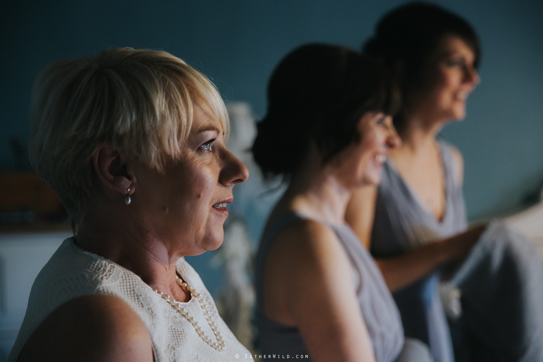 Wedding_Photography_Diss_Gawdy_Hall_Redenhall_Church_Norfolk_Winter_Esther_Wild_Copyright_IMG_0923.jpg