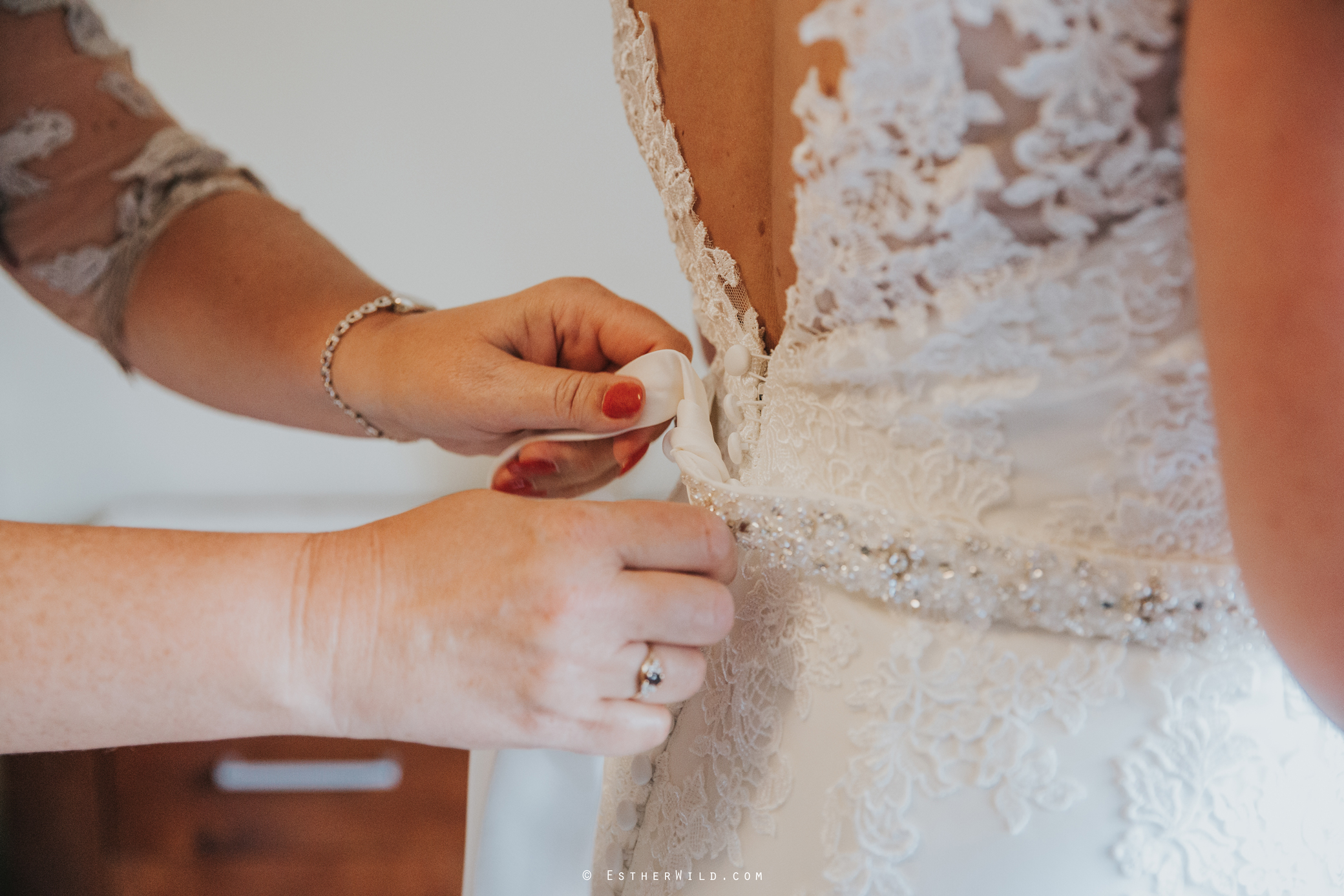 Wedding_Kings_Lynn_Town_Hall_Norfolk_Photographer_Esther_Wild_IMG_0593.jpg