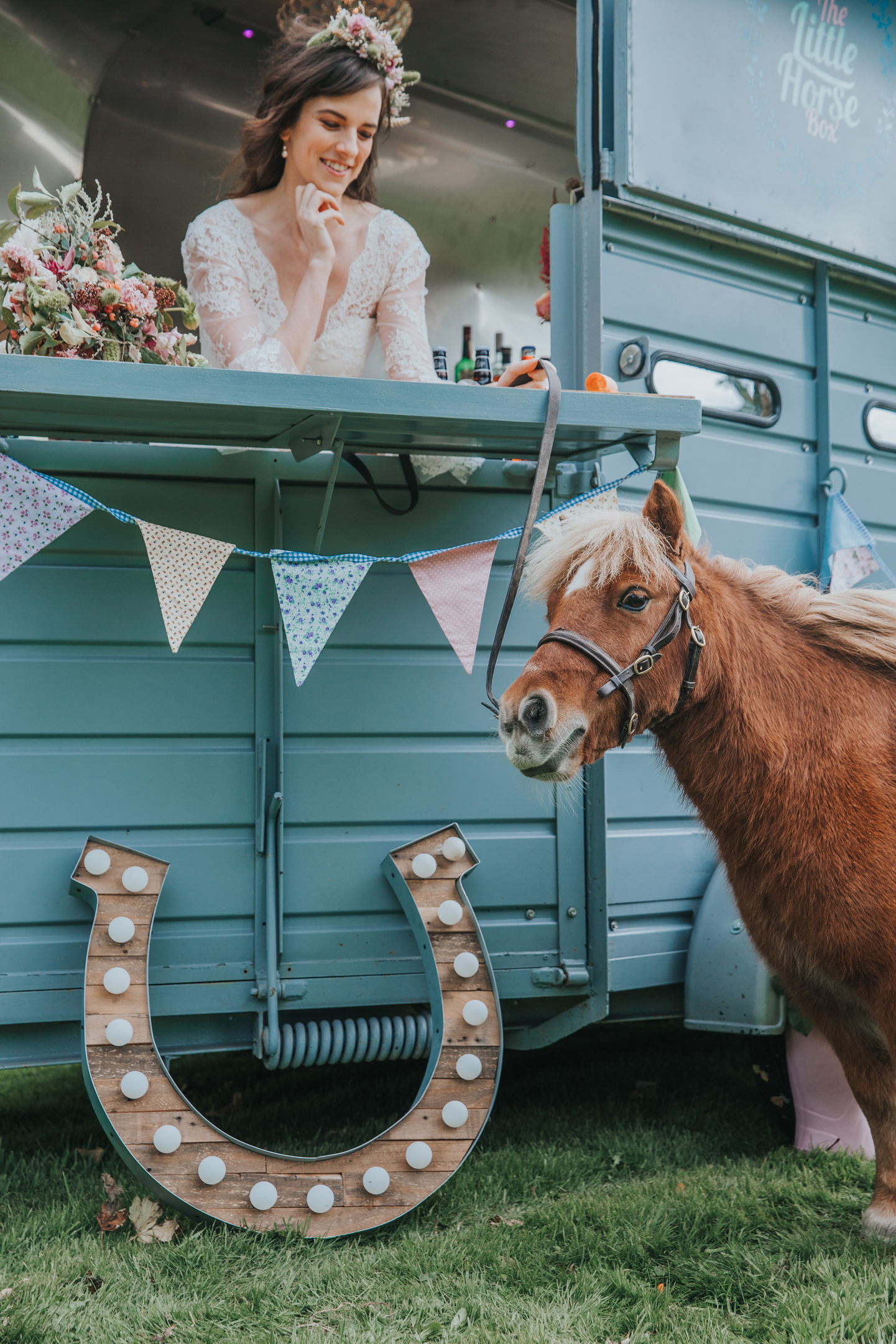 Esther_Wild_Little_Horse_Box_Norfolk_Wedding_IMG_3017.jpg